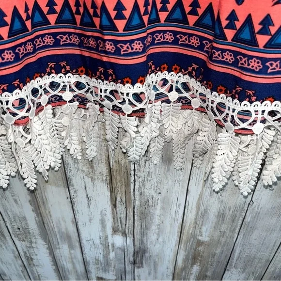 Entro Boho Open Back Sleeveless Blouse - Picture 2 of 6